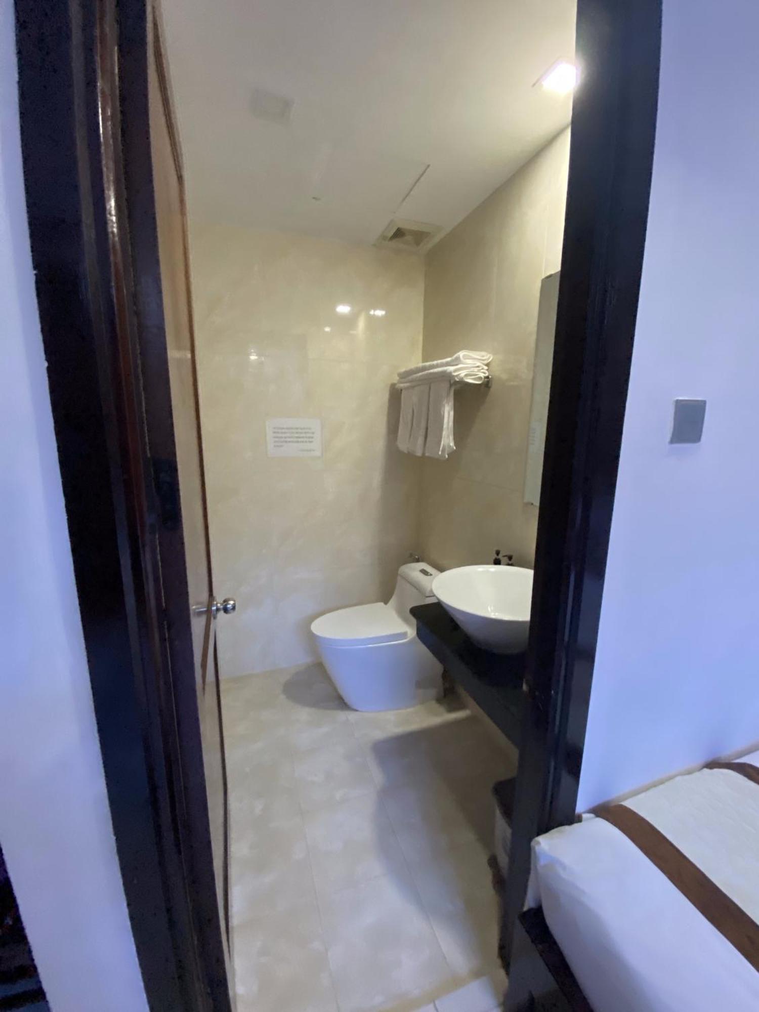 Kingdom Danang Hotel Exterior foto